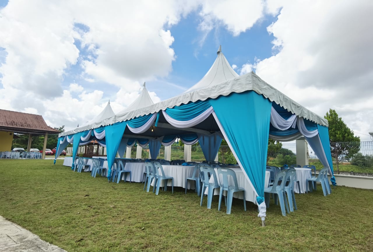 Dewan Grand